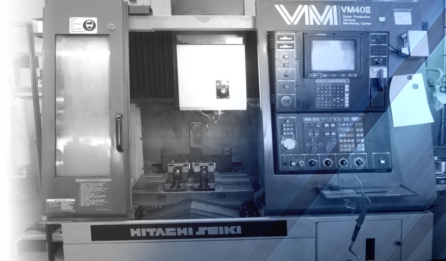 Centre d’usinage vertical HITACHI-SEIKI VM40II, 30 outils X500 Y410 Z410 (palettisé)